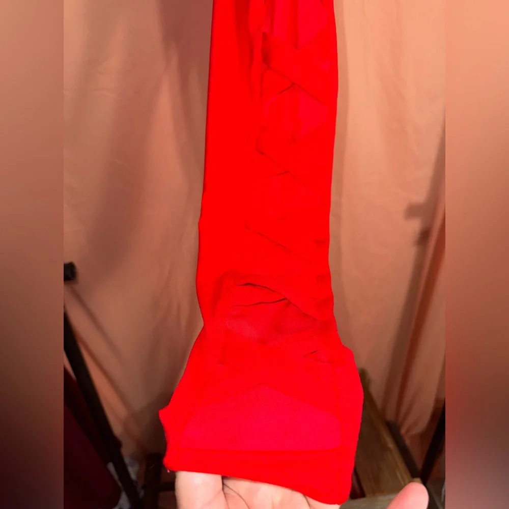 Betsey Johnson m - Picture 2 of 4